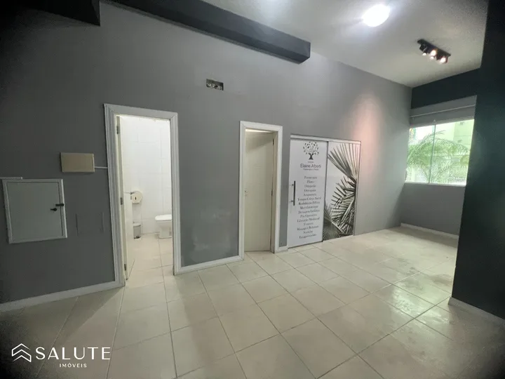 Sala comercial aluguel anual na Barra Sul
