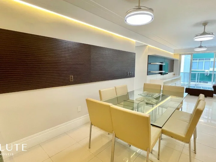 Apartamento à venda 3 dormitórios na Barra Sul