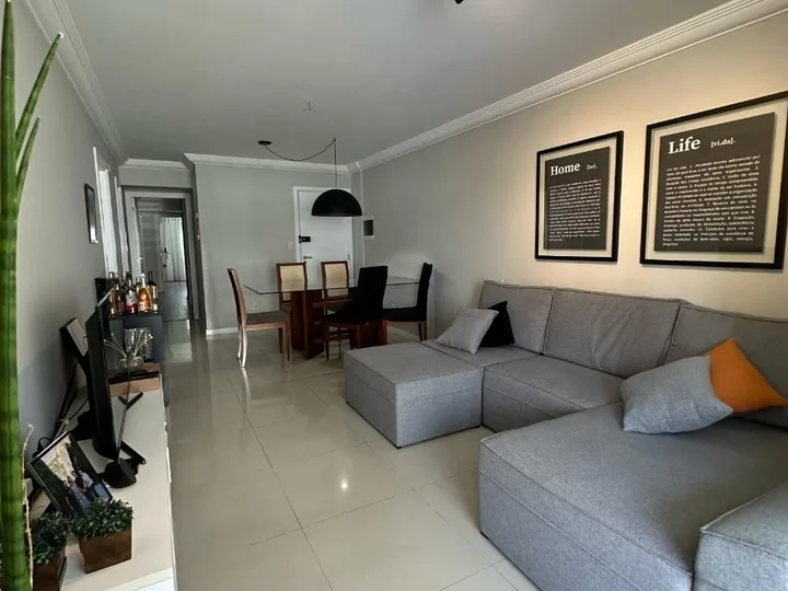 Apartamento á venda 3 dormitórios no Centro
