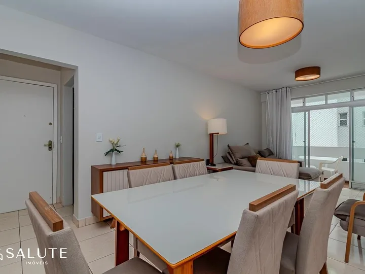 Apartamento à venda com 2 dormitórios no Centro