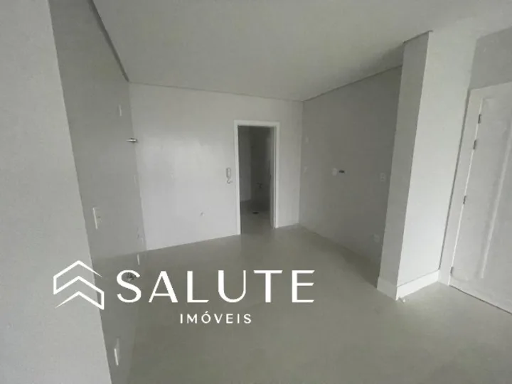 Apartamento à venda 4 suítes no Centro
