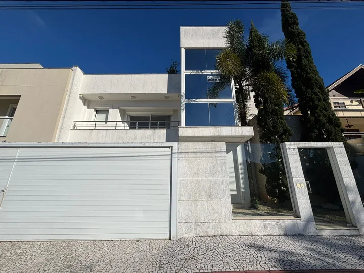 Casa à venda 6 dormitórios na Praia dos Amores