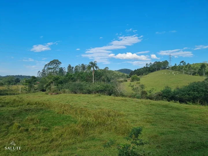 Chácara à venda 2 dormitório no Rio do Meio