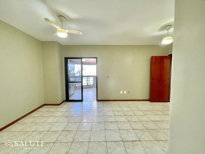 Apartamento à venda 3 dormitórios Barra Norte.
