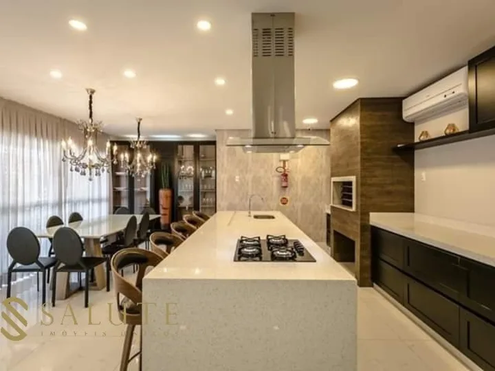 141,91 m² de área construída