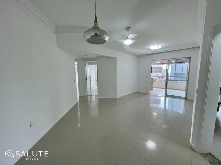 Apartamento à venda 3 dormitórios na Barra Sul