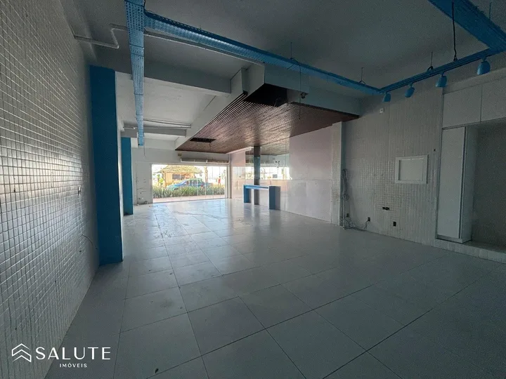 Sala comercial locação anual no Centro