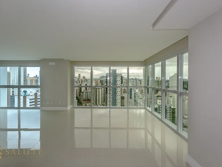 Apartamento 4 suítes, quadra mar alto padrão