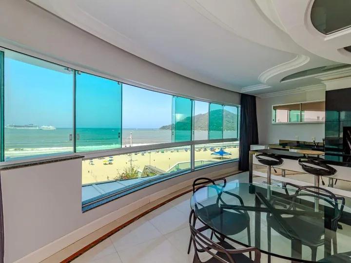Apartamento à venda 3 suítes no Centro