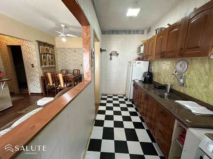 Apartamento à venda com 2 dormitórios no Centro
