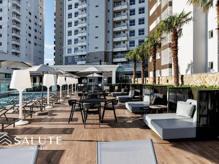 Apartamento à venda 4 suítes na Barra Sul