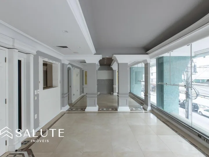 Sala comercial aérea na Av. Brasil
