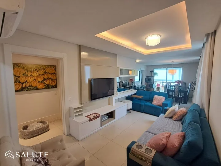 Apartamento à Venda 3 suítes no Centro