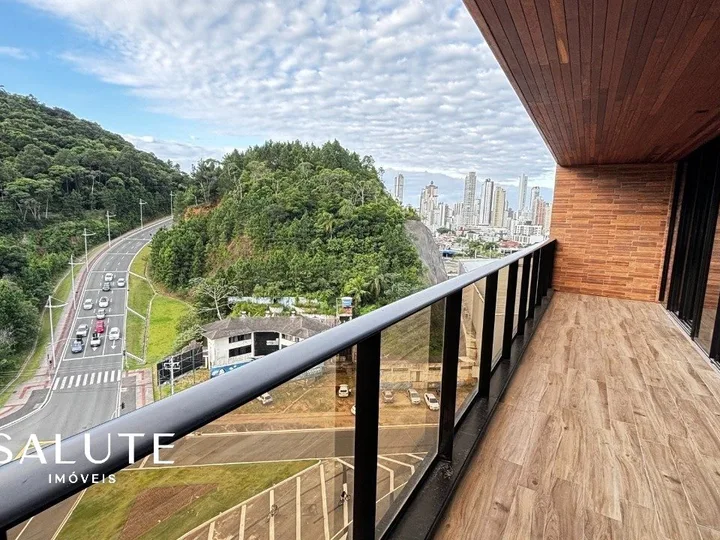 Apartamento AltoPadrão Anexo ao Balneário Shopping