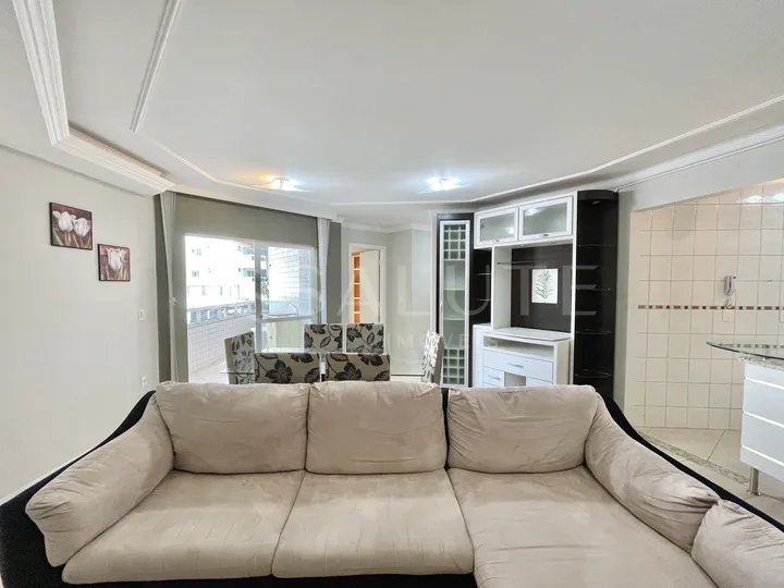 Apartamento aluguel anual 2 dormitórios na Barra Sul