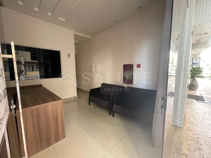 Sala comercial aluguel anual no Centro