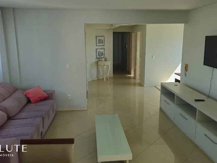 Apartamento à venda 3 dormitórios no Centro