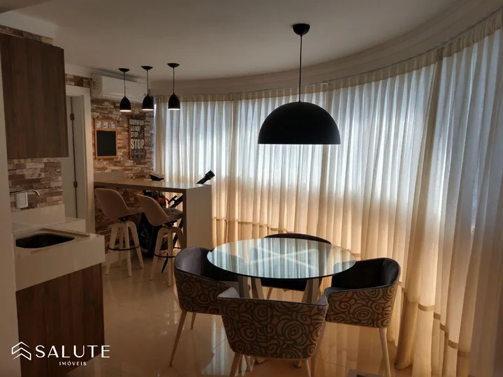 Apartamento à venda com 3 suítes na Barra Sul