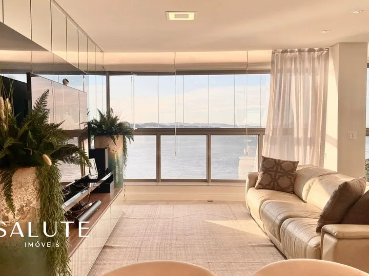 Apartamento alto padrão com 4 suítes