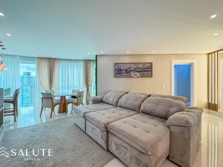 Apartamento à venda 3 suítes na Barra Sul