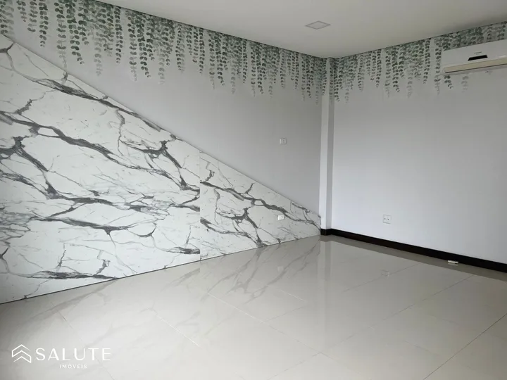 Sala Comercial aluguel anual no Centro