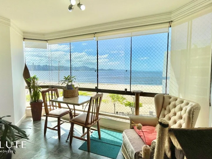 Apartamento à venda 3 Dormitórios na Barra Sul