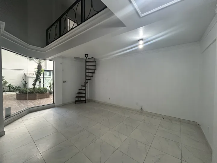 Sala Comercial aluguel anual no Centro