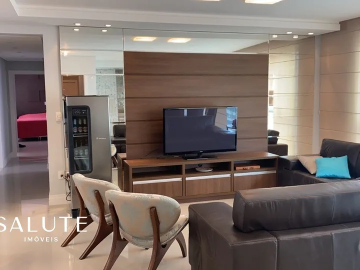 Apartamento à venda 3 suítes na Barra Sul