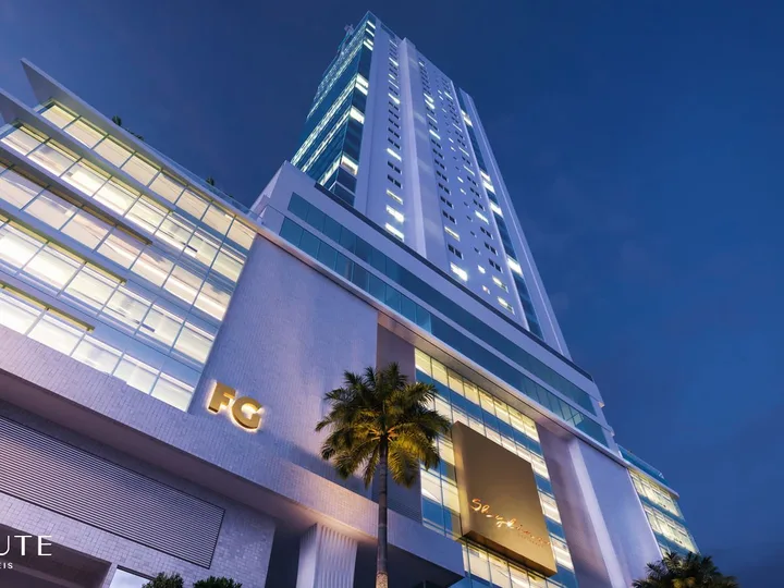 Skyline Tower