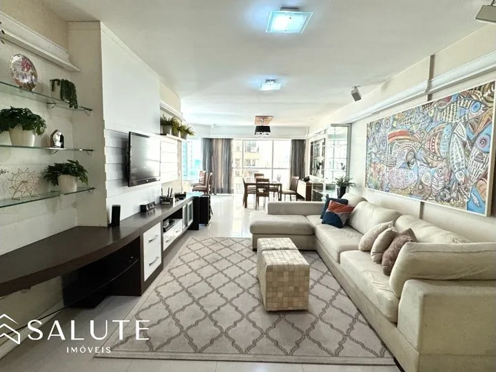 Apartamento à venda 3 dormitórios no Centro