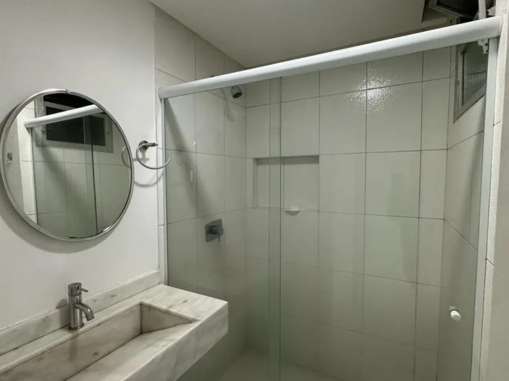 Apartamento a venda com 4 suítes na Barra Norte