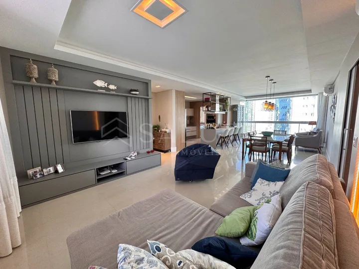Apartamento à venda 3 suítes na Barra Sul