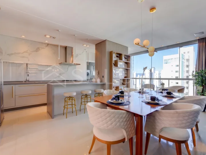 Apartamento à Venda 4 Dormitórios no Centro