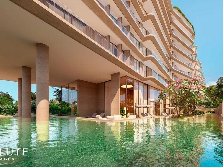 Apartamento á venda com 3 Suítes na Praia Brava