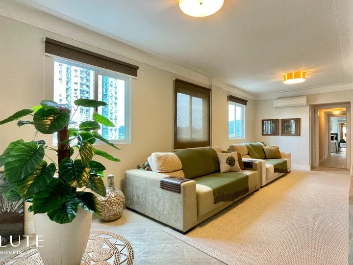 apartamento à venda com 3 suítes na Barra Sul