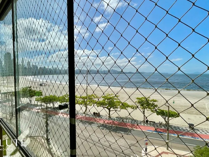Apartamento à venda 3 Dormitórios na Barra Sul