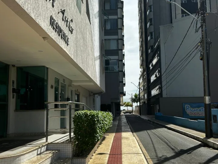 Apartamento à venda 3 suítes no Centro