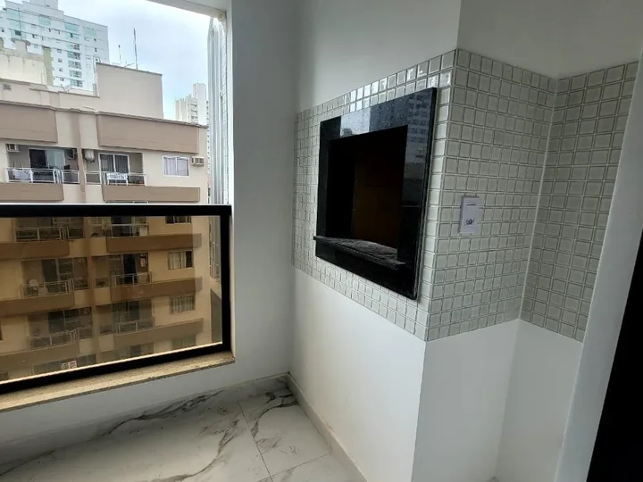 Apartamento à venda com 2 suítes no Centro