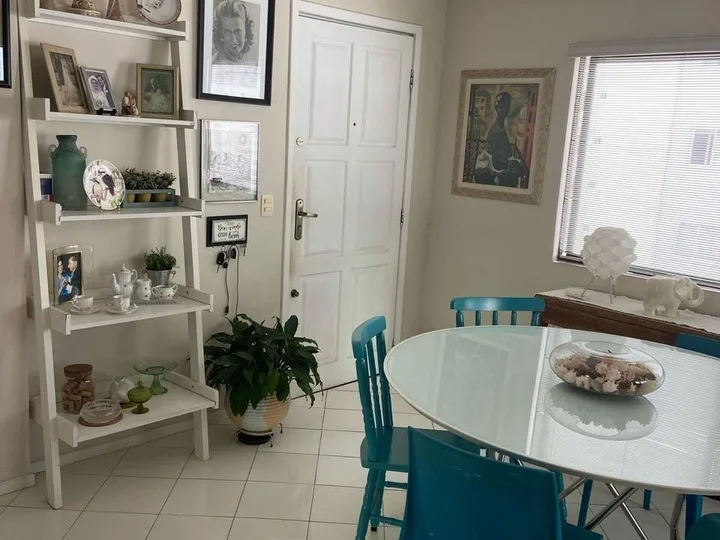 Apartamento com 3 Dormitórios no Centro