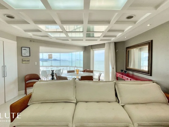 Apartamento à venda 3 suítes na Barra Sul
