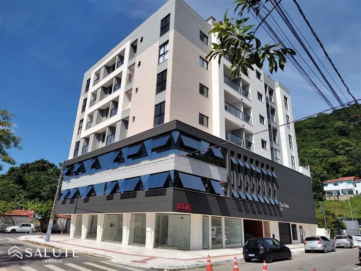 Apartamento com 2 Suítes em Balneário Camboriú
