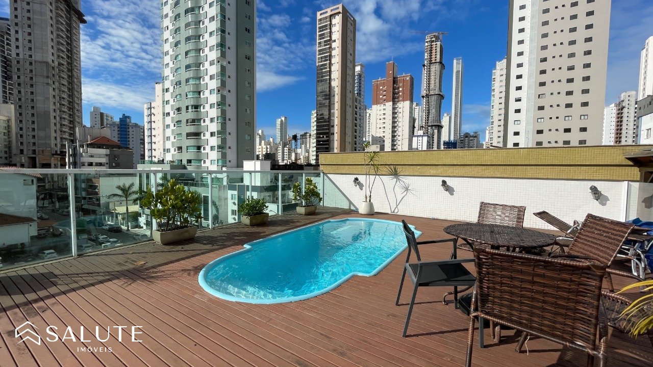 diferenciado à venda 3 dormitórios na Barra Sul