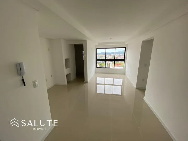 Apartamento com 1 Suíte á Venda no Centro