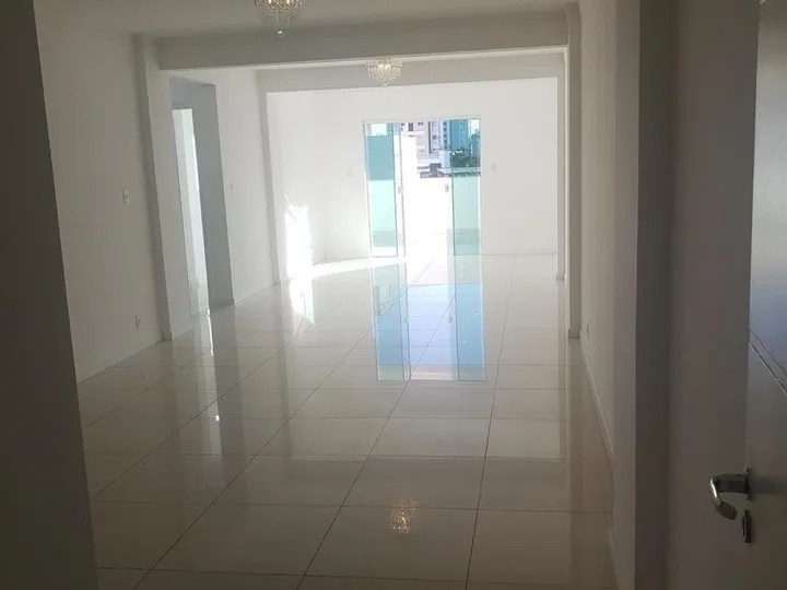 Apartamento à venda com 2 dormitórios nas Nações