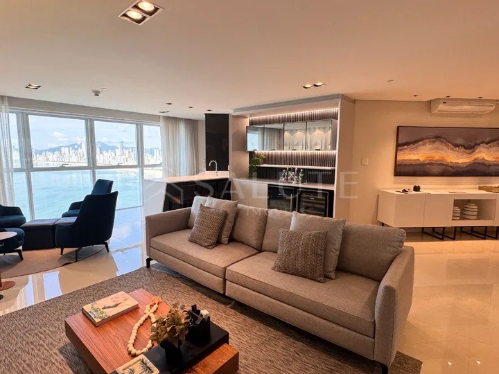Apartamento aluguel anual 3 suítes Pioneiros