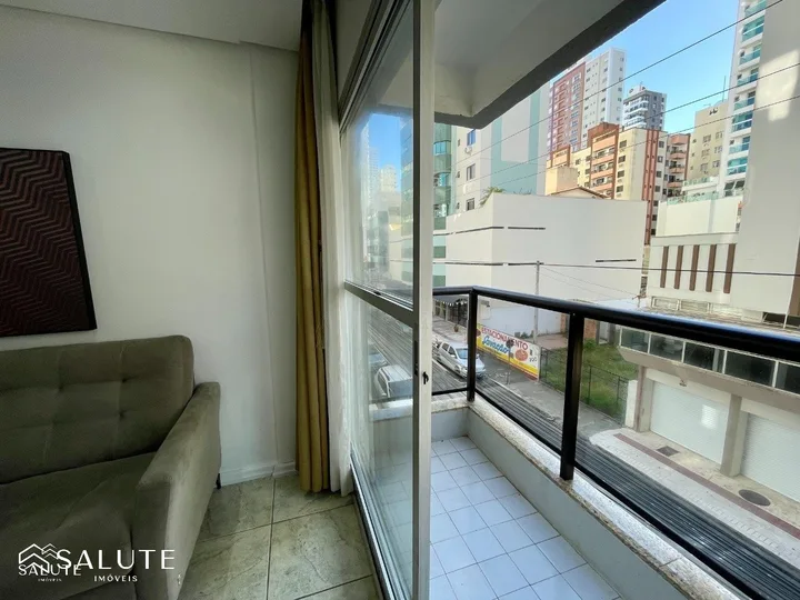 Apartamento à venda com 2 dormitórios no Centro