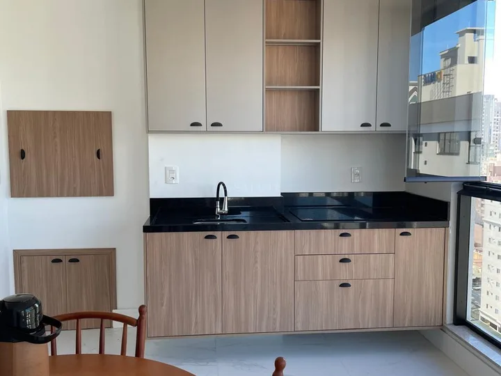Apartamento à venda com 3 suítes Itapema