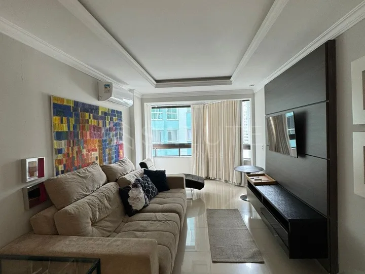 Apartamento à venda 03 Dormitórios no Centro