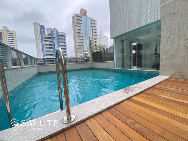 Apartamento à venda 3 suítes no Centro