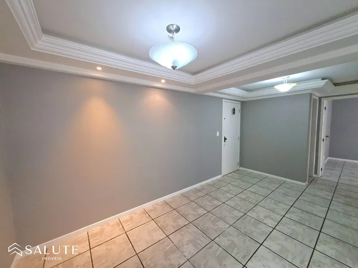 Apartamento à venda com 2 dormitório no Centro